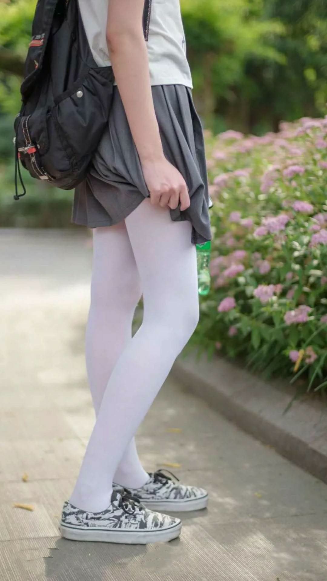 利矛洞穿顽盾，格列兹曼梦幻舞步，彻底肢解几内亚钢铁防线